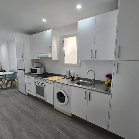 2 Con Terraza Apartment *